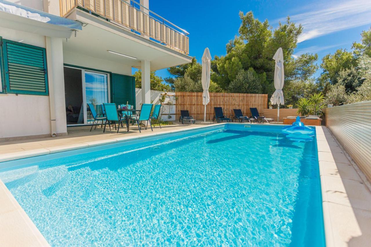 Nono Jure , Private Pool & Sauna Milna  Exteriér fotografie